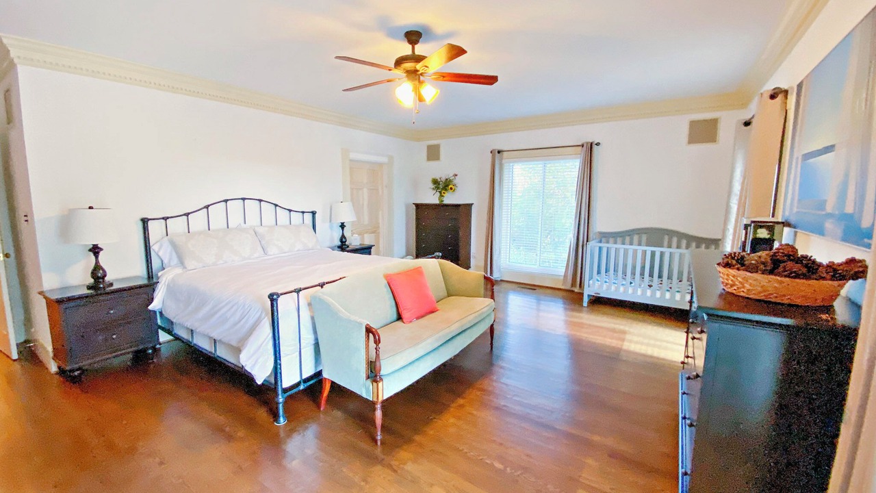 Photo of Bedroom in Castleton