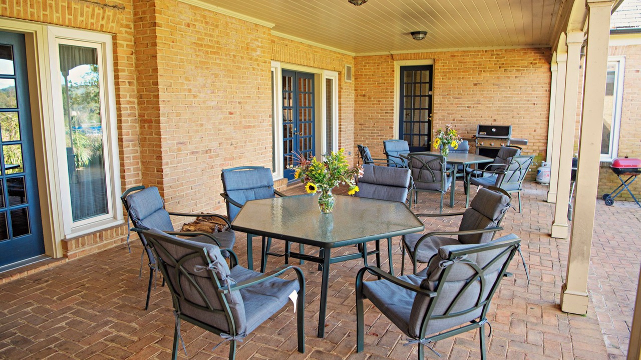 Photo of Outdoor in Castleton