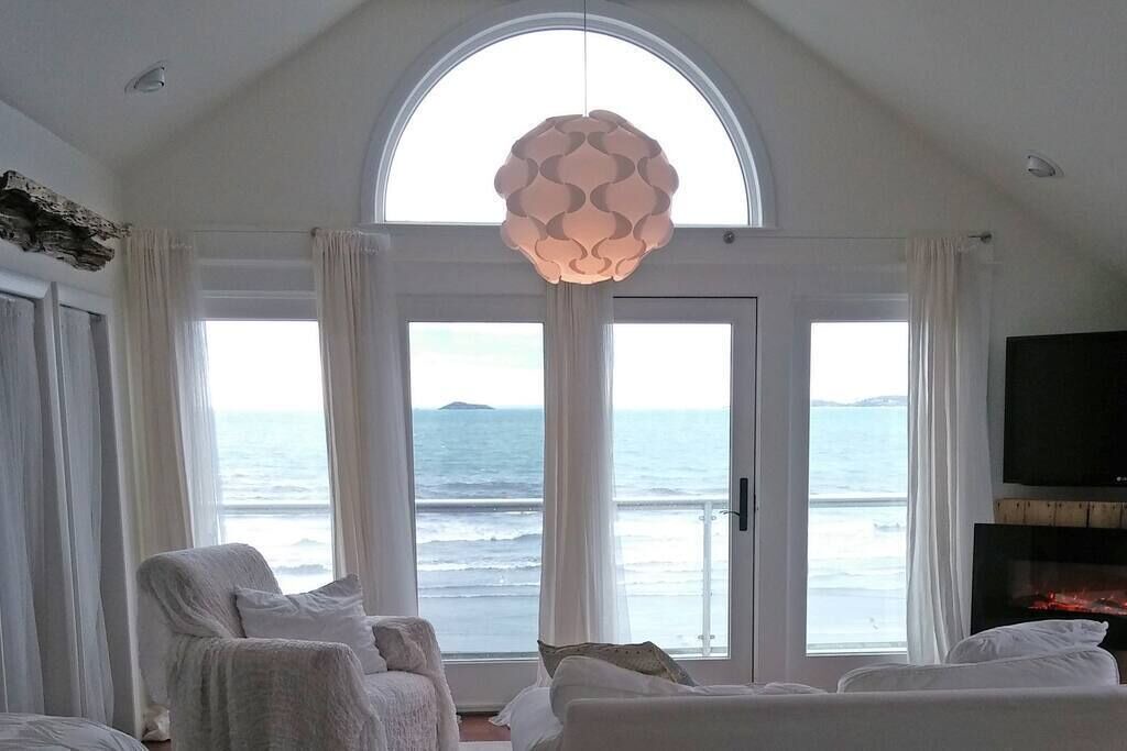 Photo of Livingroom in Swampscott