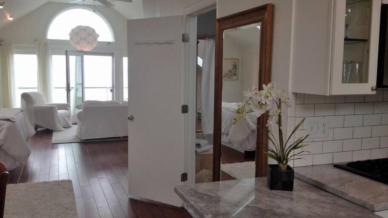 Photo of Bedroom in Swampscott