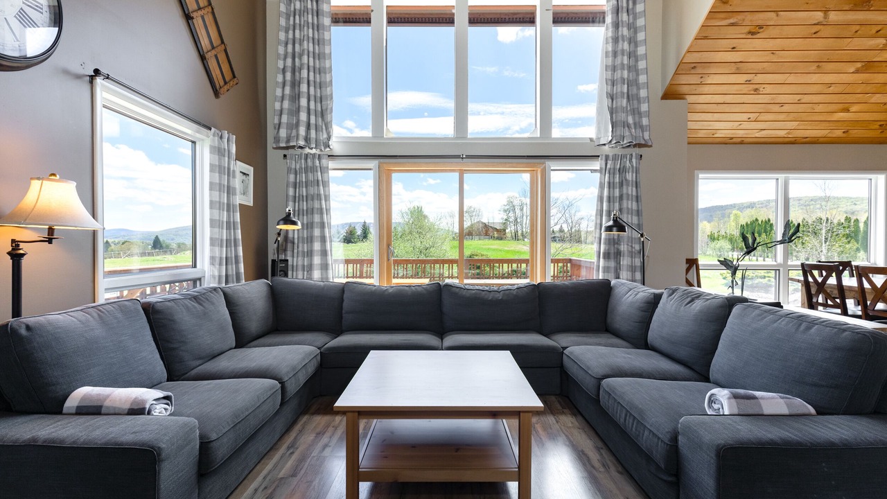 Photo of Livingroom in Windham