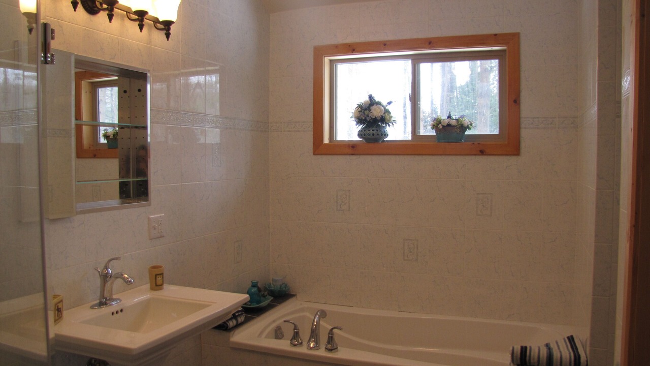 Photo of Bathroom in Bolton Landing