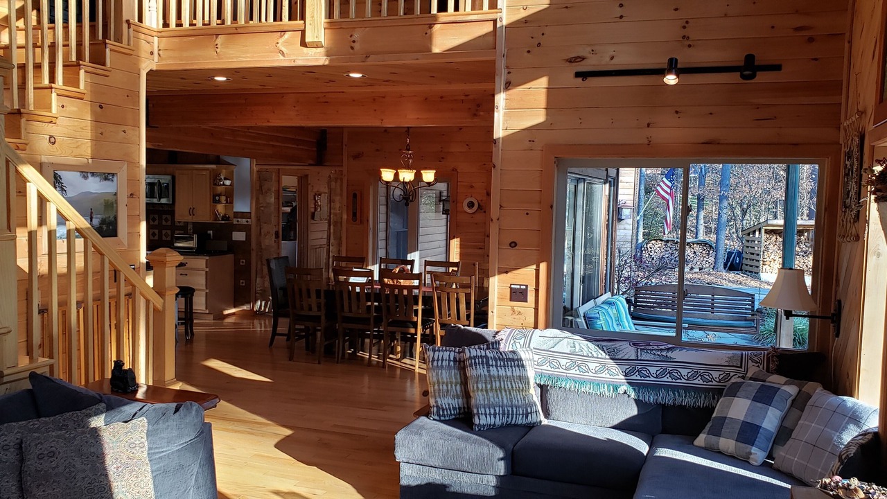 Photo of Livingroom in Bolton Landing
