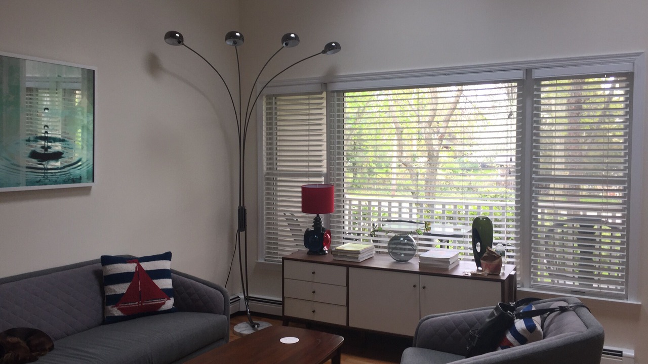 Photo of Bedroom in Aquebogue