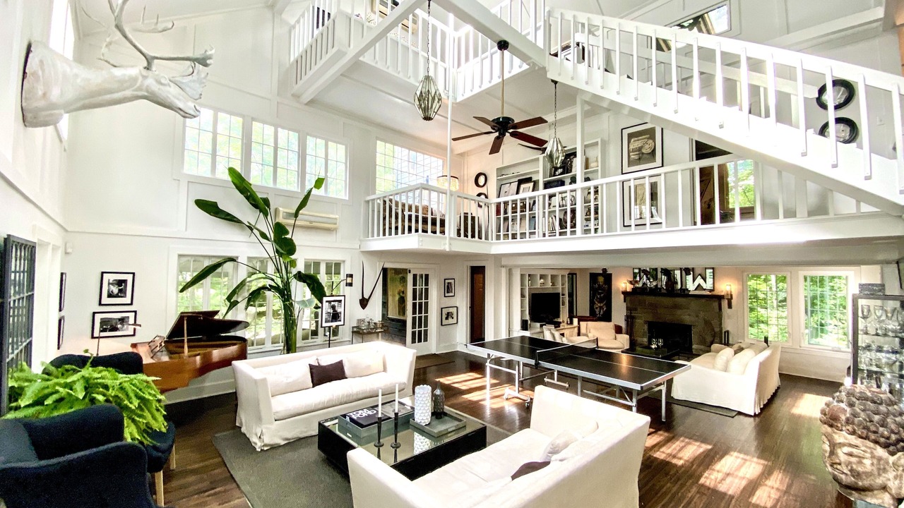 Photo of Livingroom in Woodstock