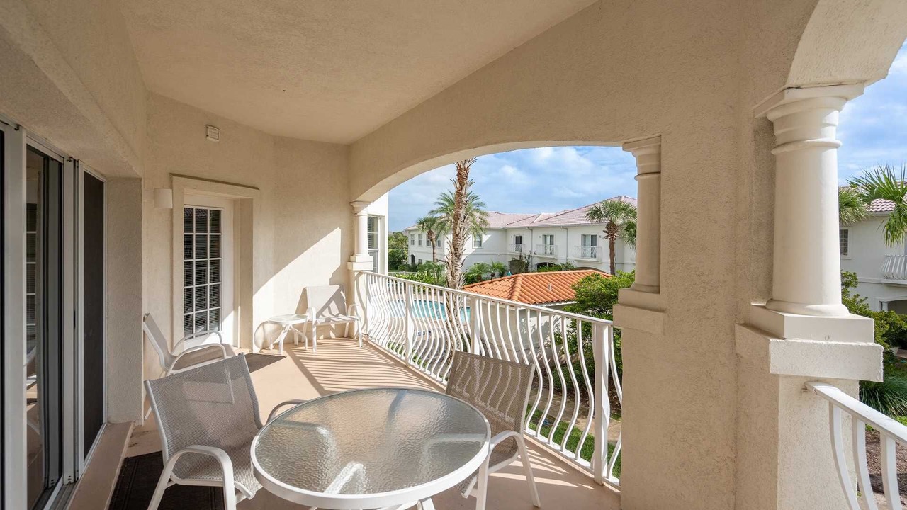 Photo of Patio Balcony in Butler Beach