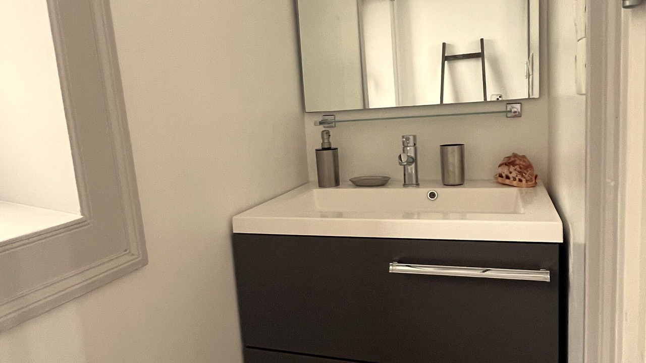 Photo of Bathroom in Lancieux