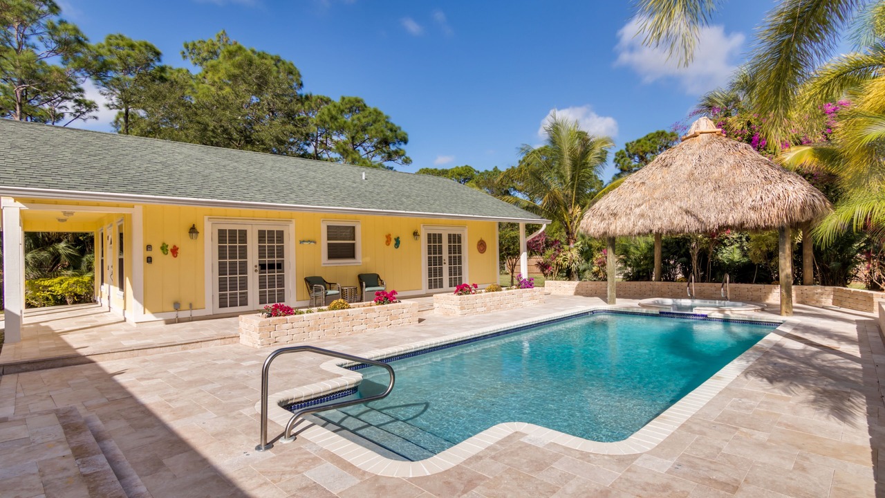 Photo of Outdoor in Jupiter Farms