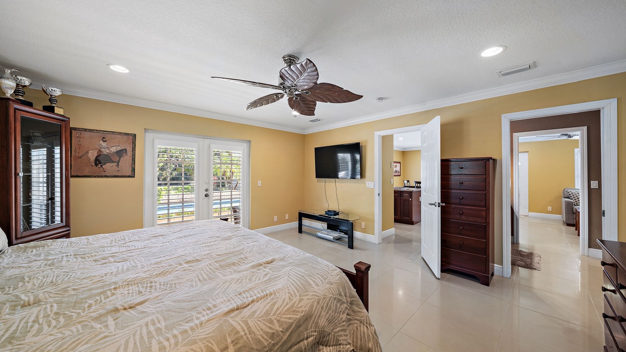 Photo of Bedroom in Jupiter Farms