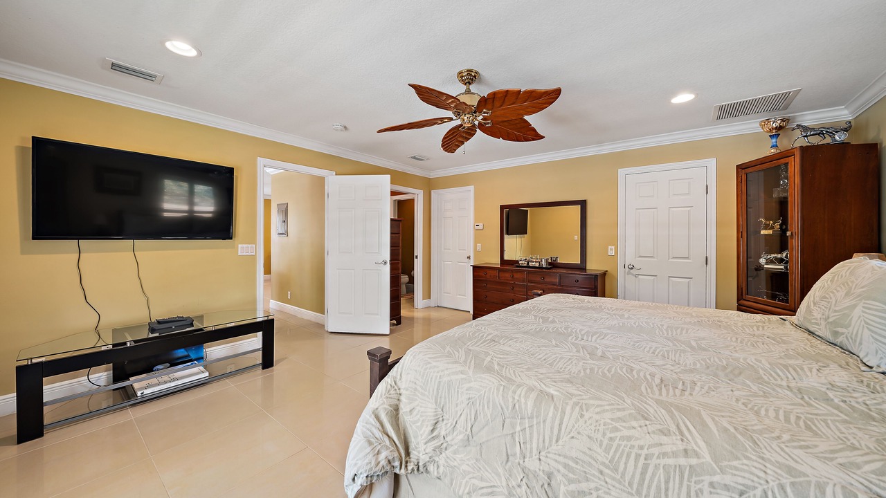 Photo of Bedroom in Jupiter Farms