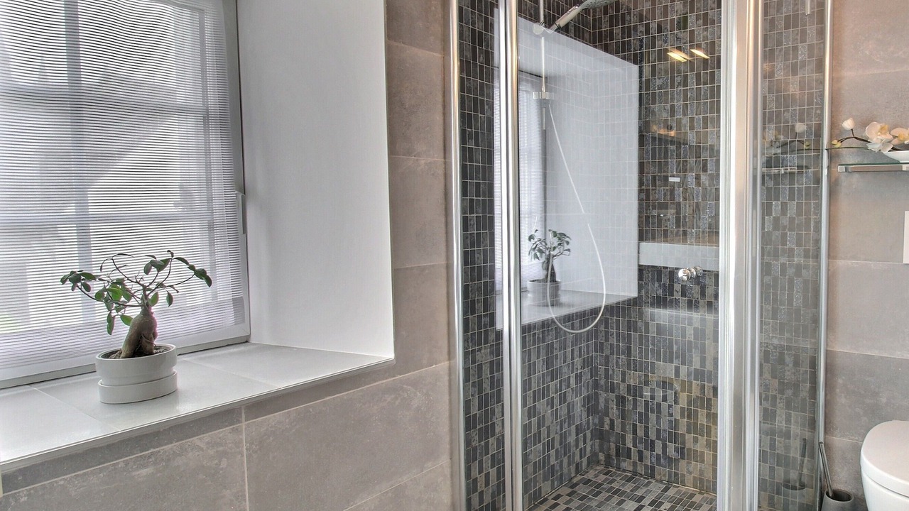 Photo of Bathroom in Port de St Goustan