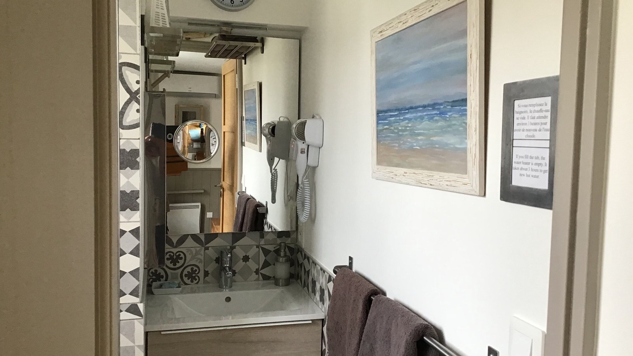 Photo of Bathroom in Benodet