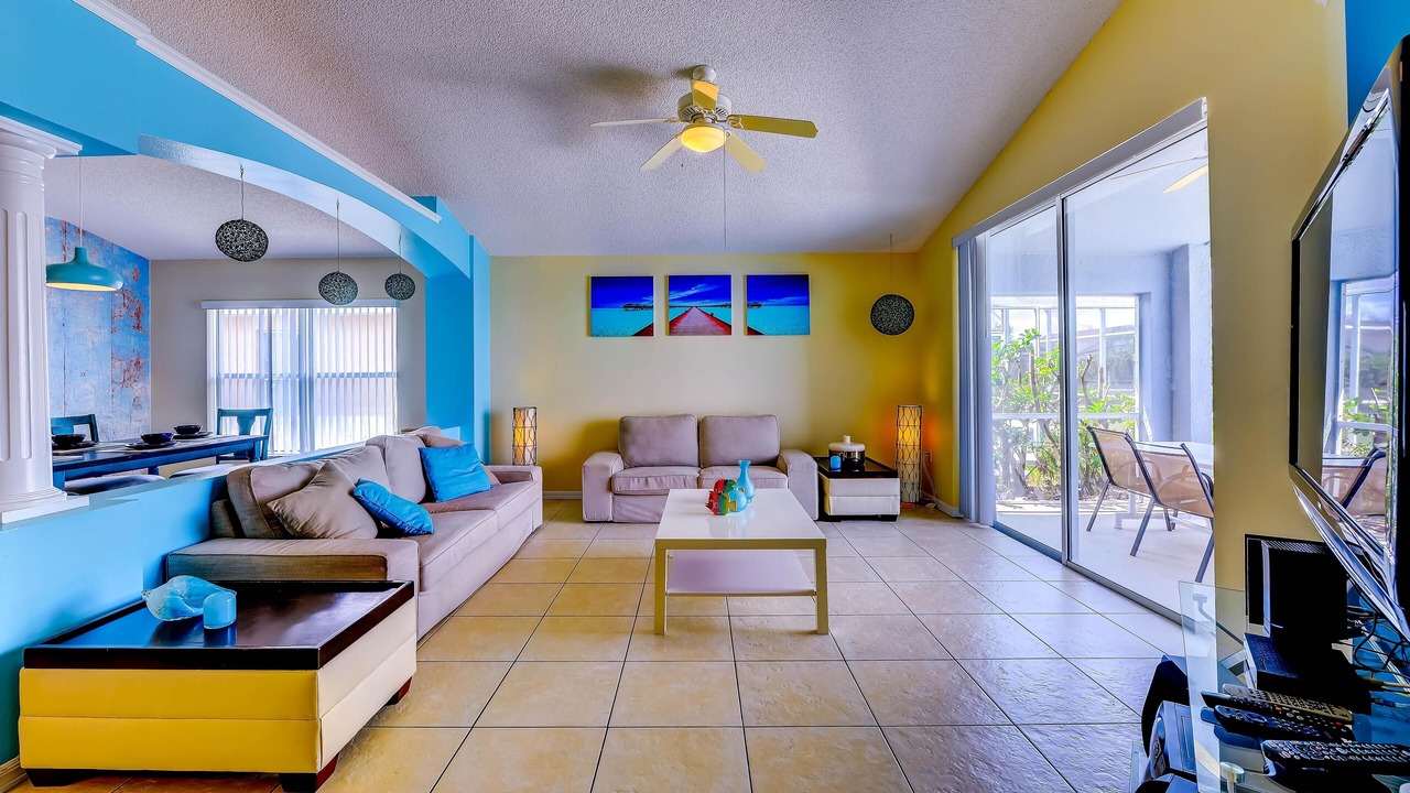 Photo of Livingroom in Eagle Pointe South