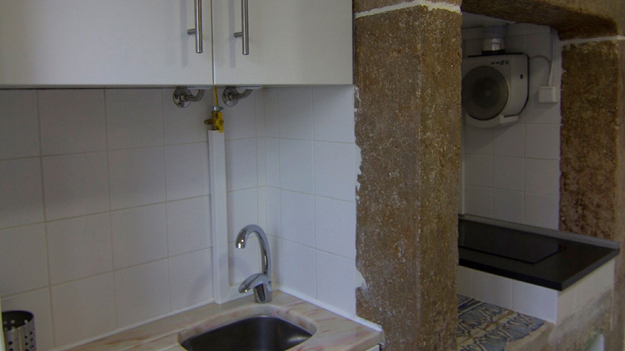 Photo of Bathroom in Baixa