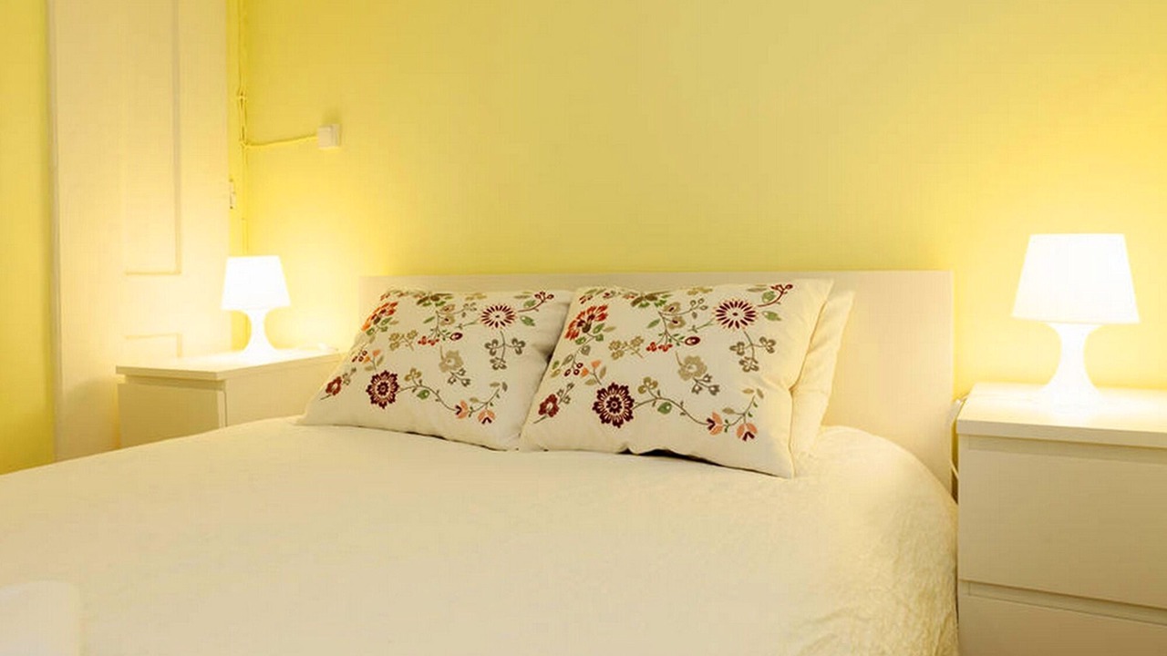 Photo of Bedroom in Baixa
