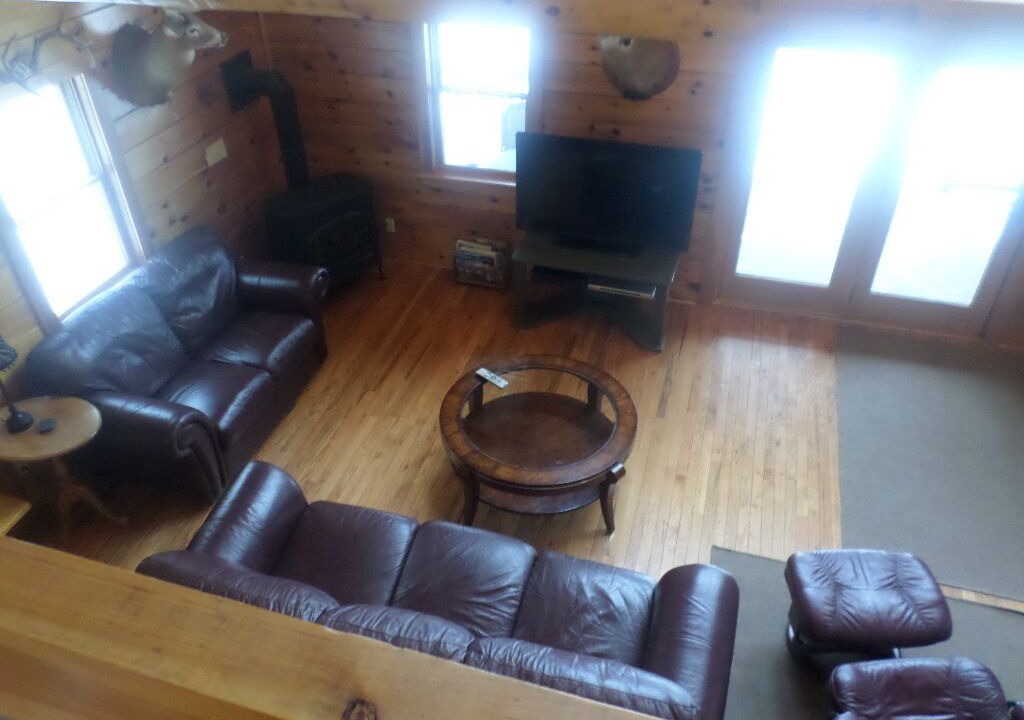 Photo of Livingroom in Candor