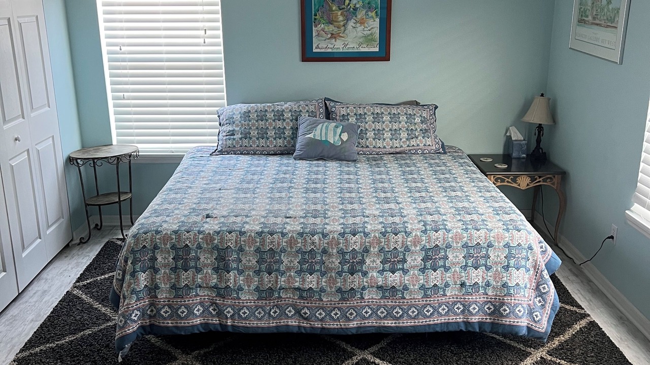Photo of Bedroom in Salem