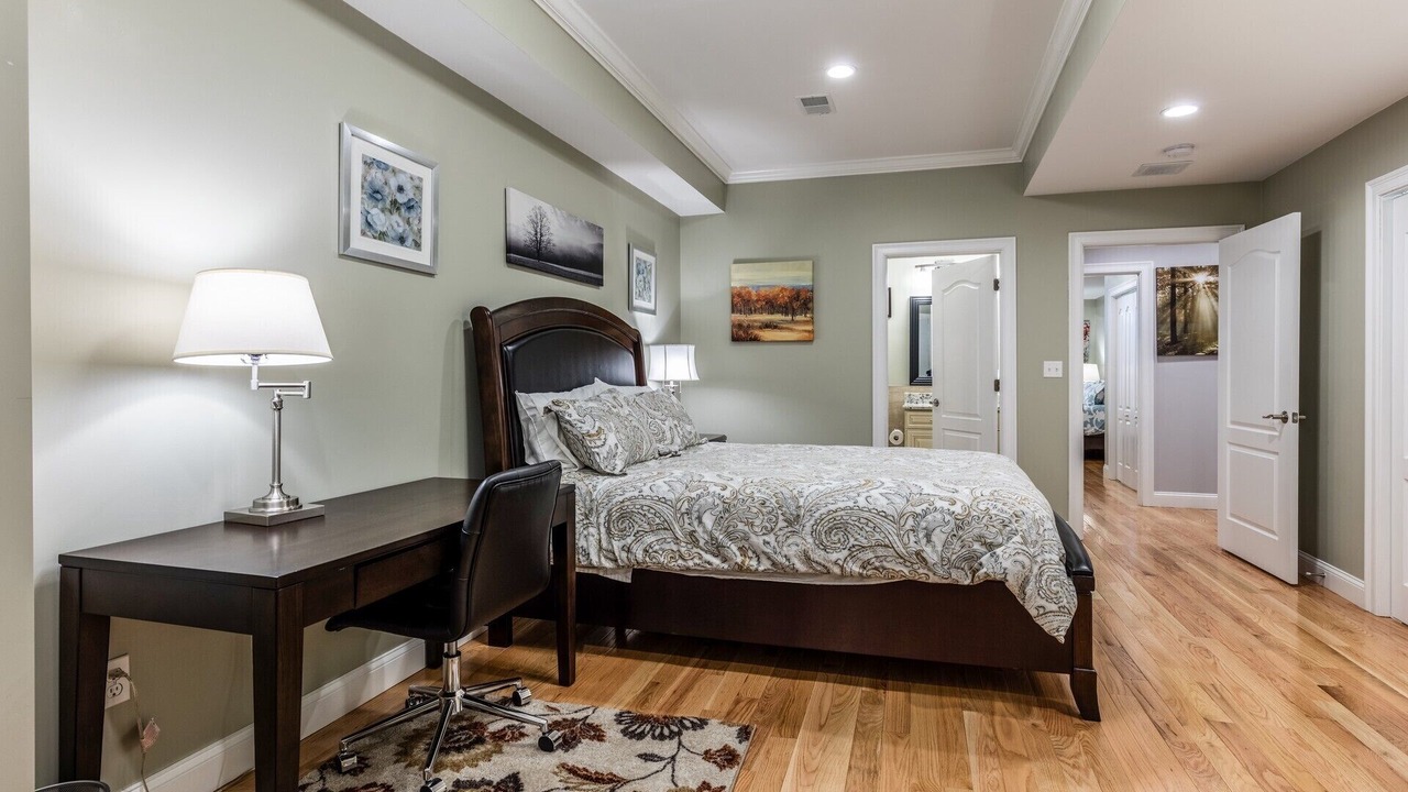 Photo of Bedroom in Longwood