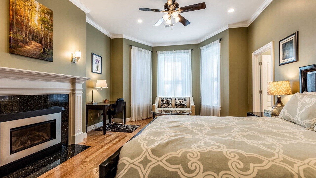 Photo of Bedroom in Longwood