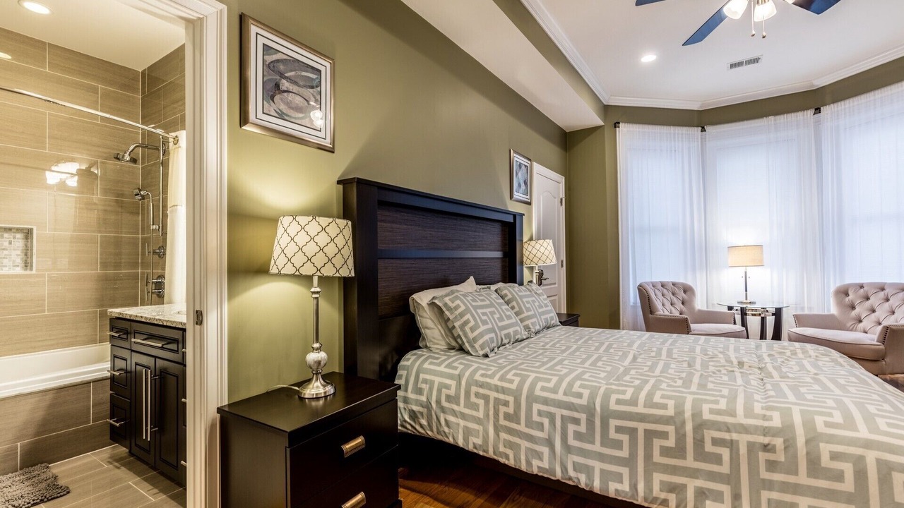 Photo of Bedroom in Longwood