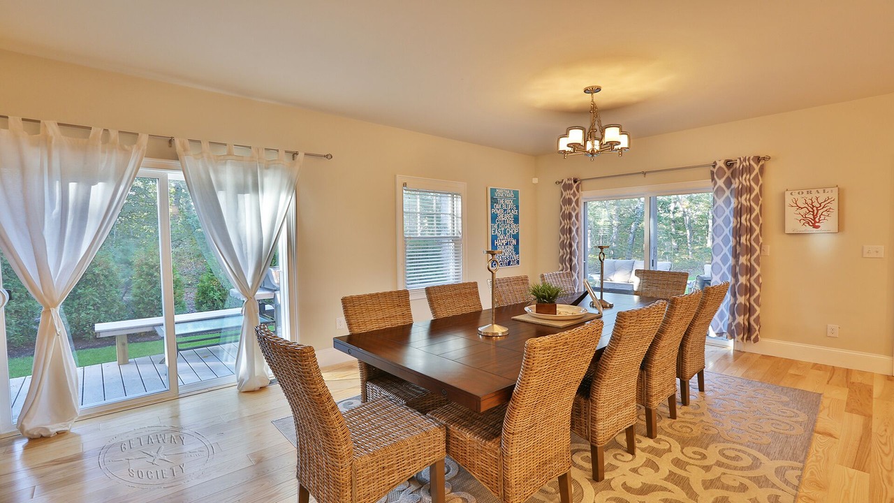 Photo of Livingroom in East Chop