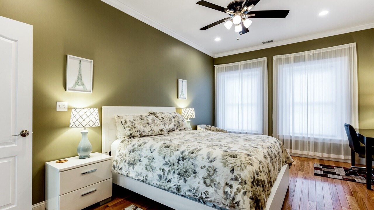 Photo of Bedroom in Longwood