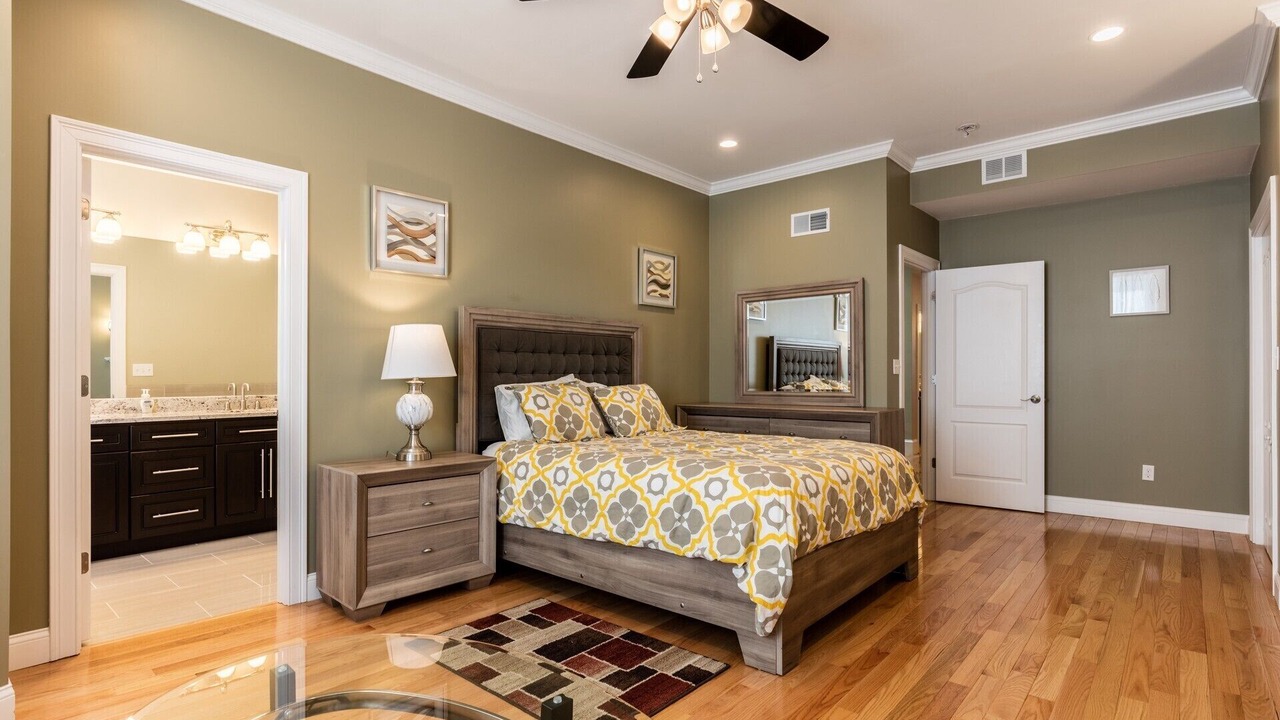 Photo of Bedroom in Longwood