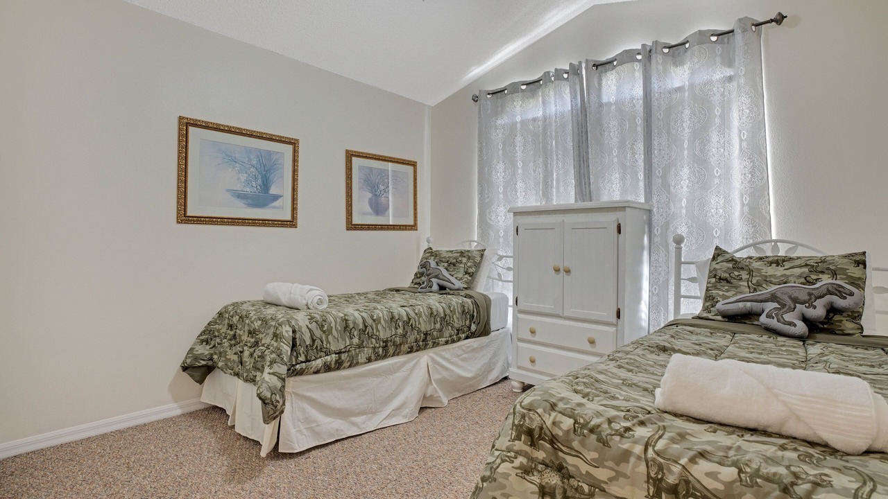Photo of Bedroom in Windsor Palms
