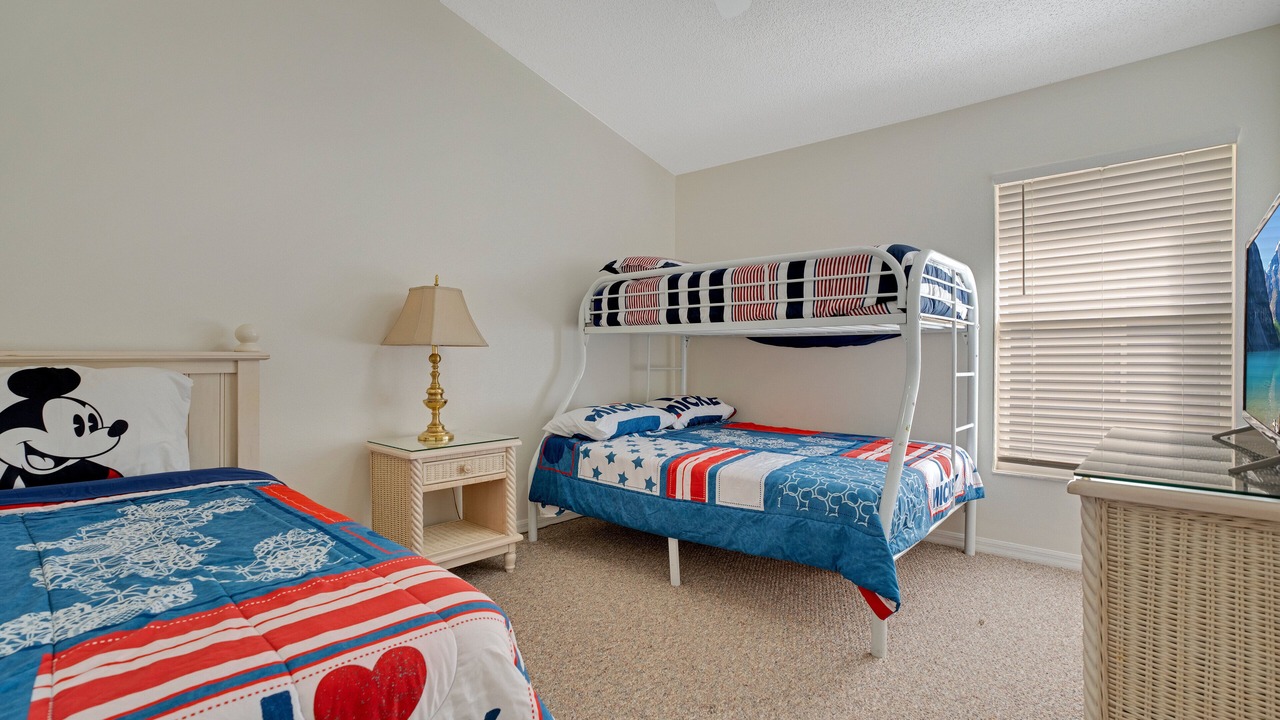 Photo of Bedroom in Windsor Palms