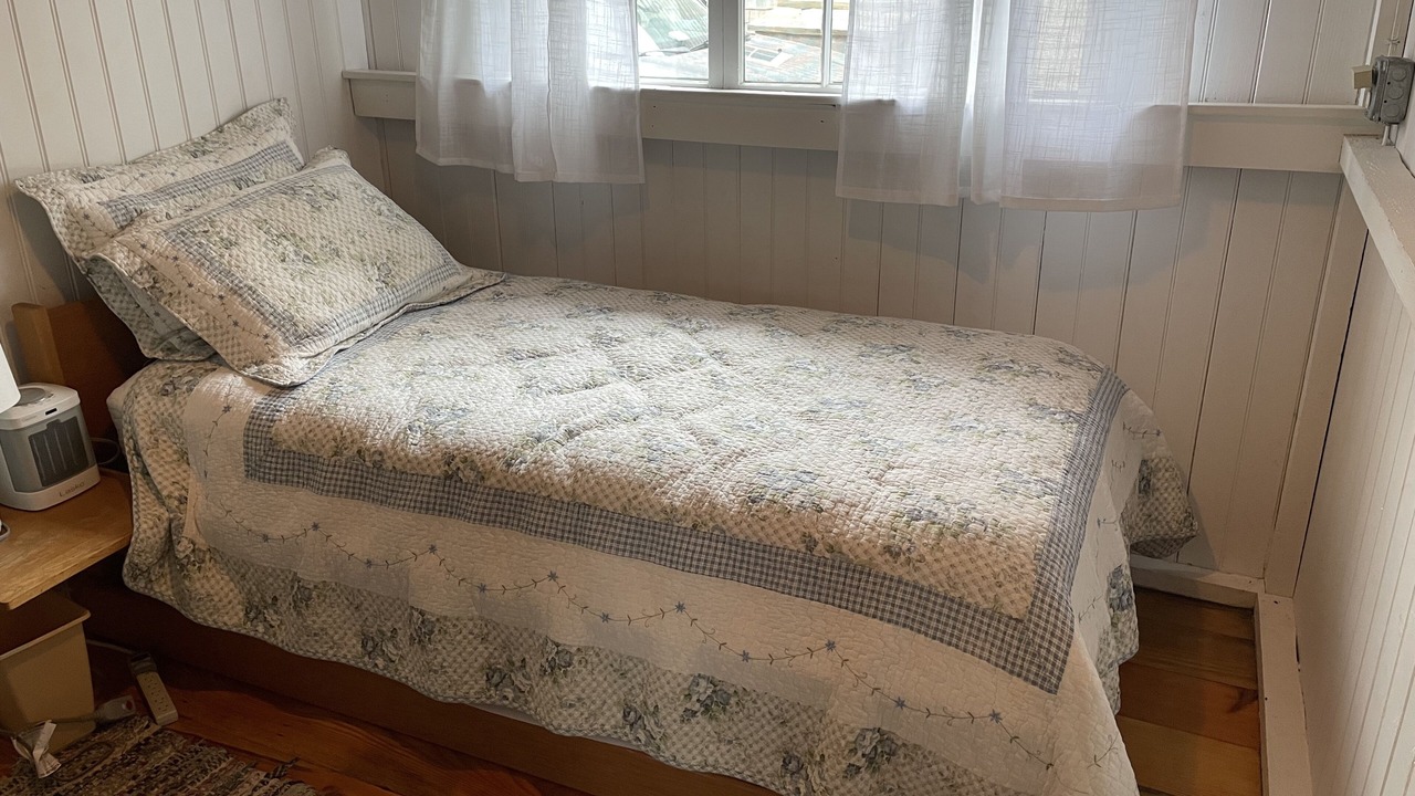 Photo of Bedroom in Truro