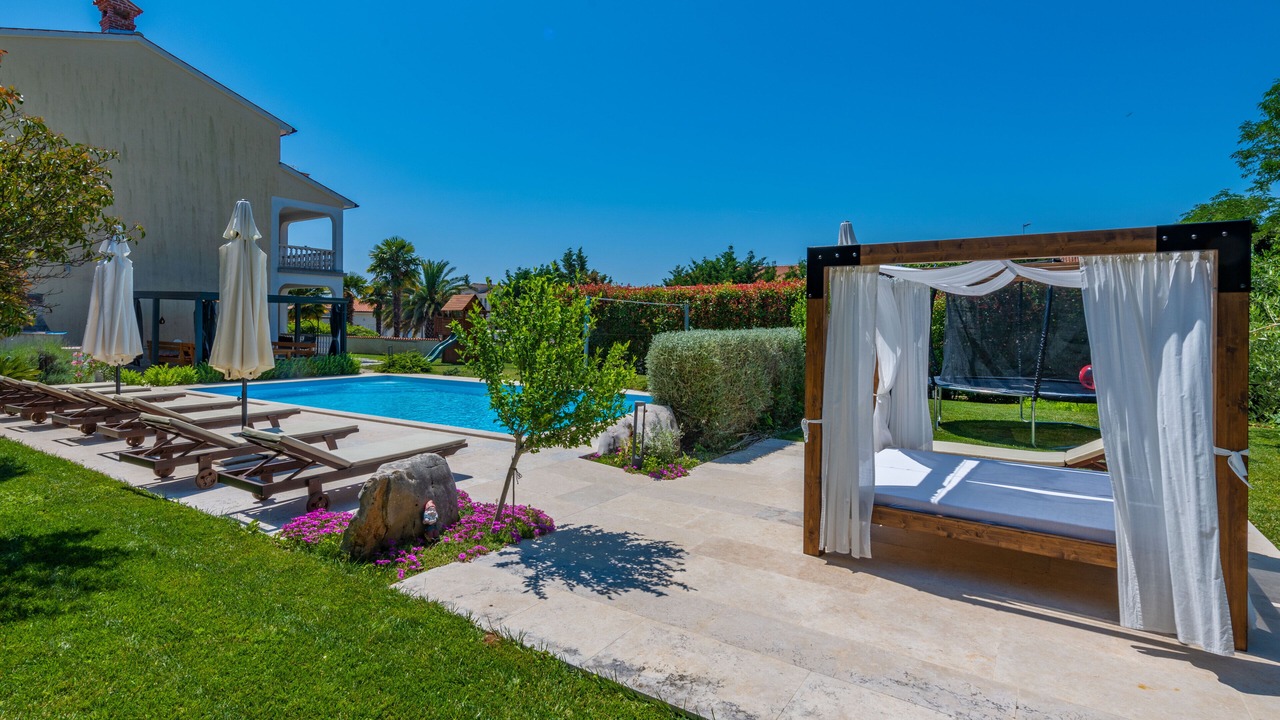 Photo of Outdoor in Cancini