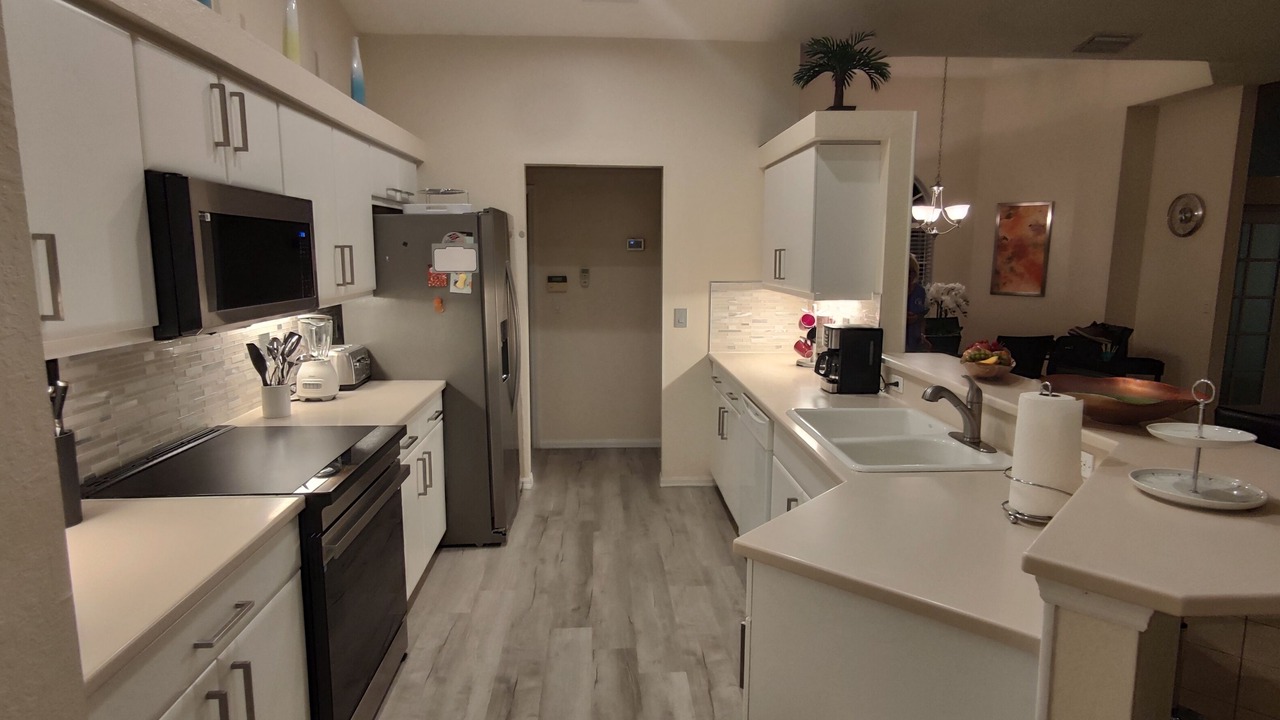 Photo of Kitchen in Caloosahatchee