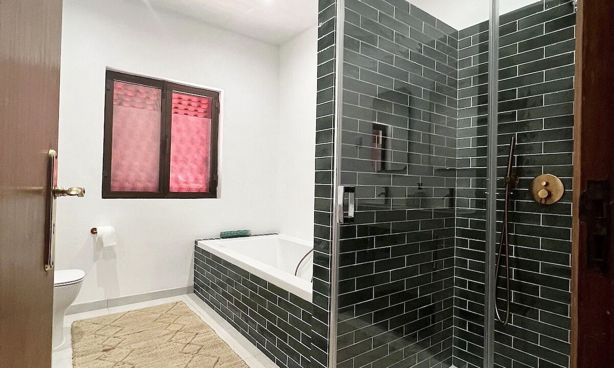 Photo of Bathroom in Faro