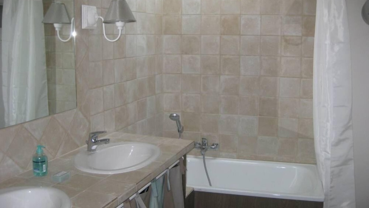 Photo of Bathroom in Goult