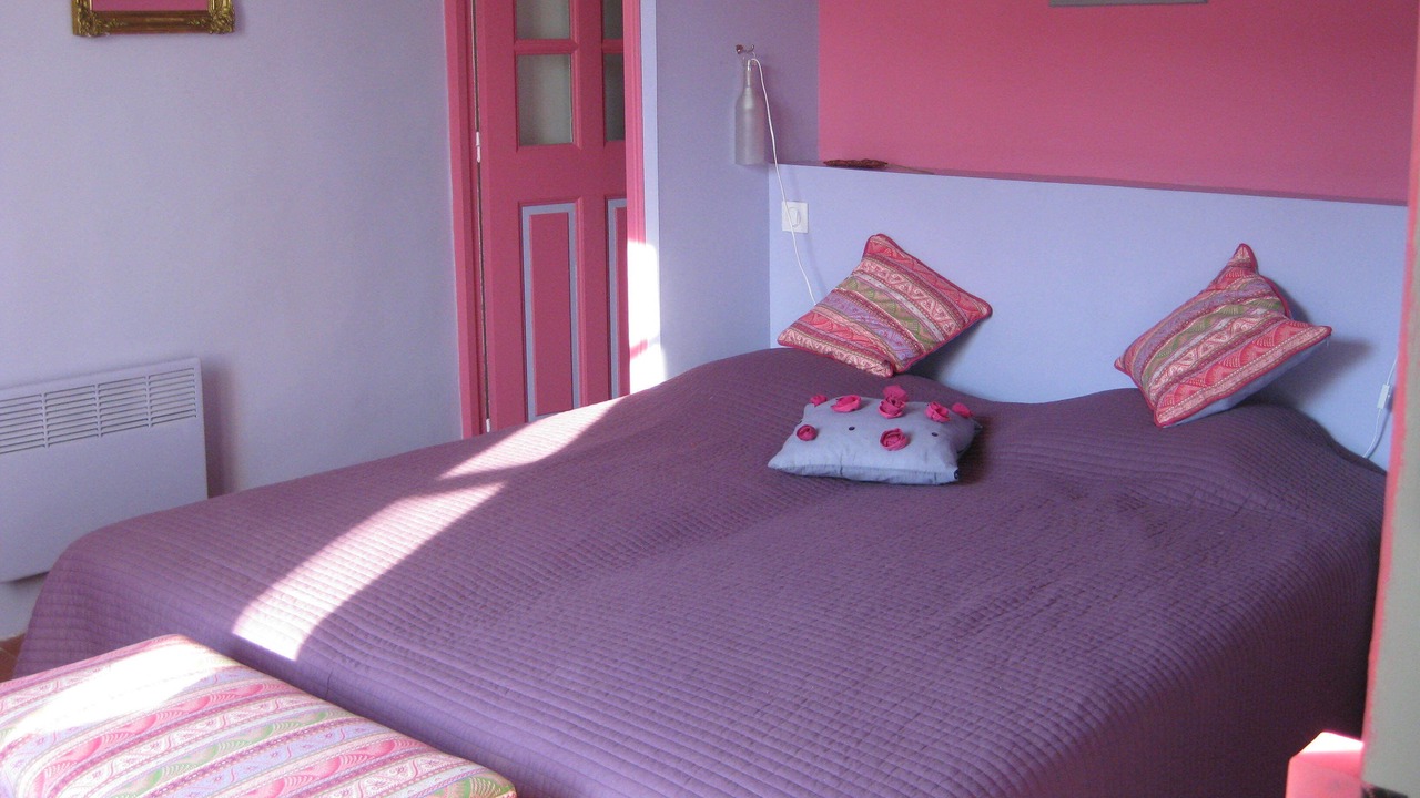 Photo of Bedroom in Goult