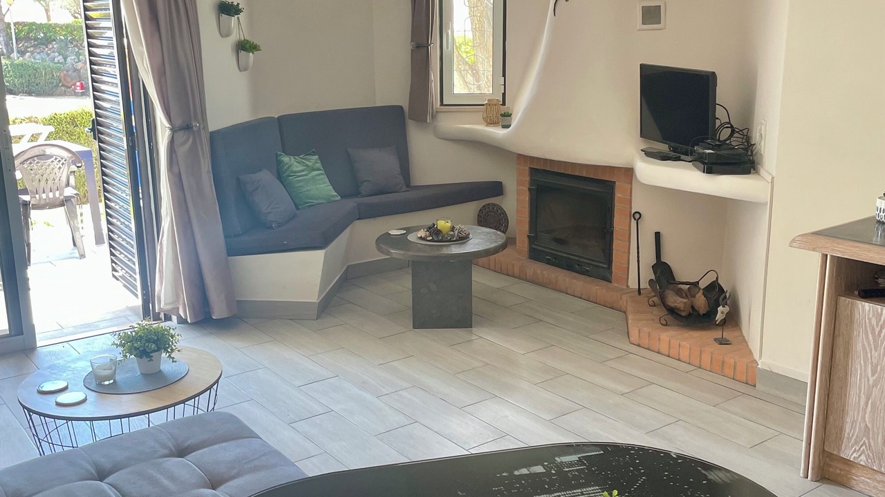 Photo of Livingroom in Alpouvar