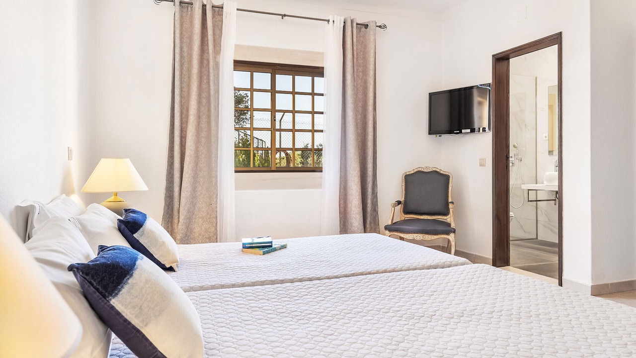 Photo of Bedroom in Albufeira
