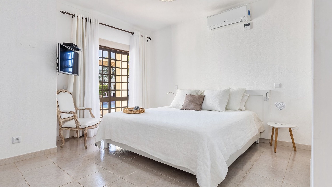 Photo of Bedroom in Albufeira