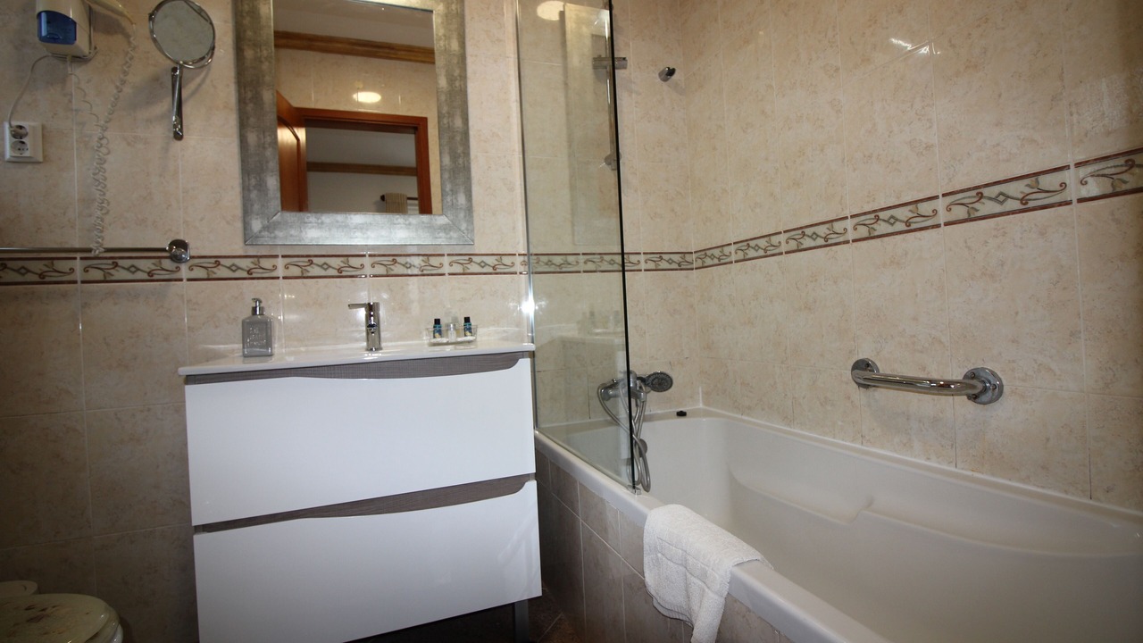 Photo of Bathroom in Vale de Carro