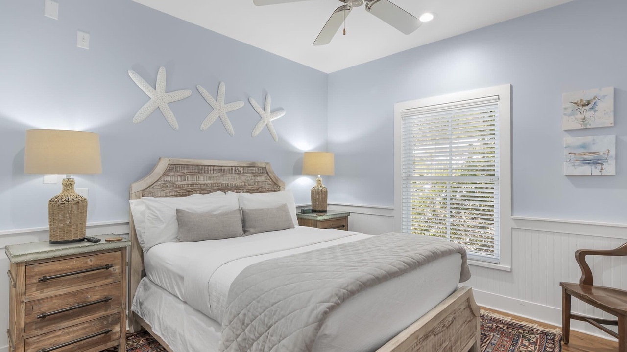 Photo of Bedroom in Seacrest