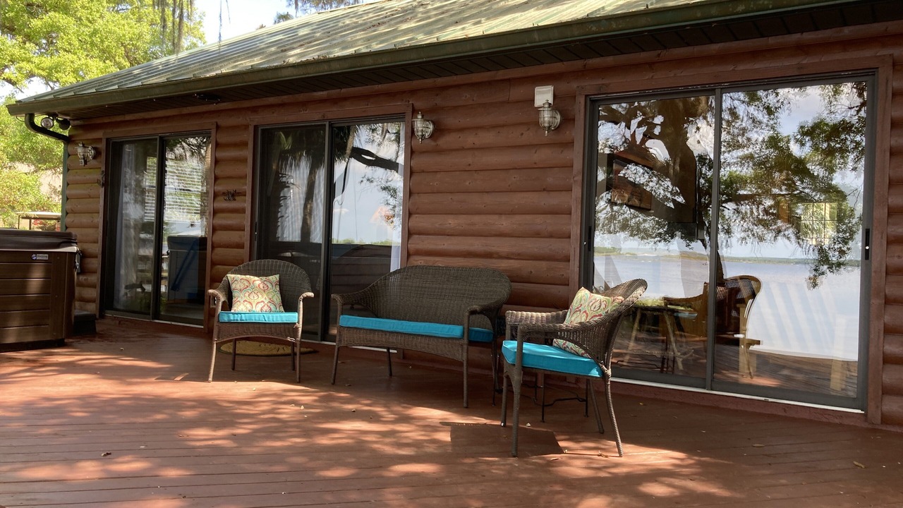 Photo of Patio Balcony in Salt Springs