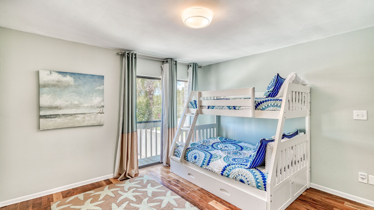 Photo of Bedroom in Seacrest