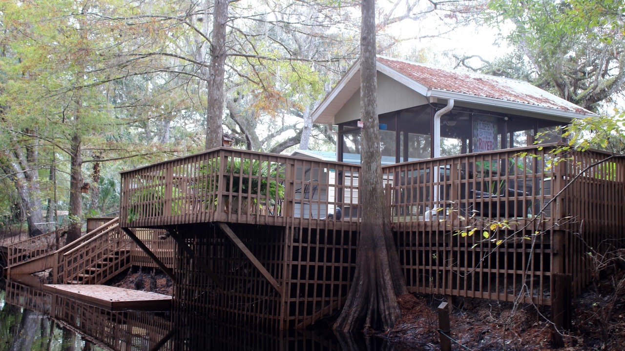 Photo of Bedroom in Dunnellon
