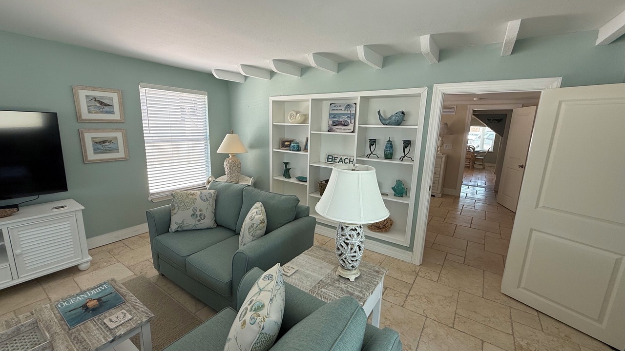 Photo of Livingroom in Madeira Beach