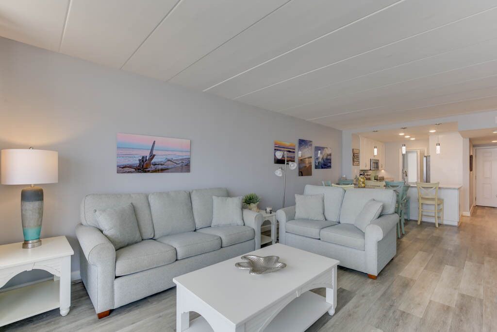 Photo of Livingroom in Northeast Virginia Beach