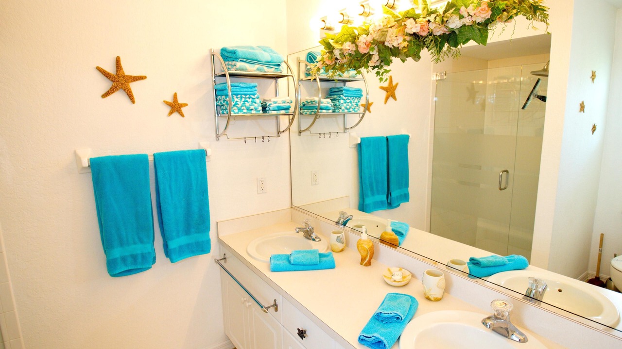 Photo of Bathroom in Mariner