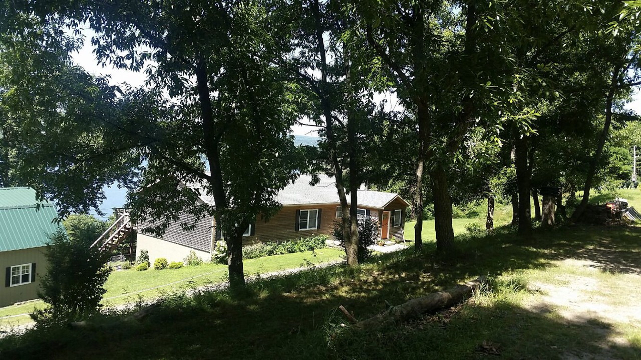 Photo of Outdoor in Burdett