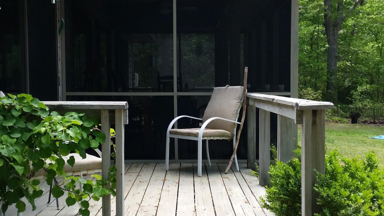 Photo of Patio Balcony in Weems