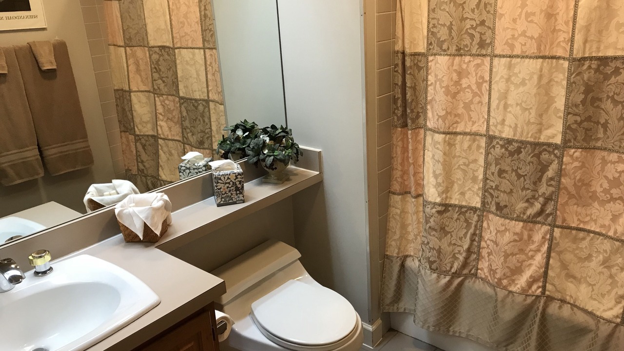 Photo of Bathroom in Chestnut Springs