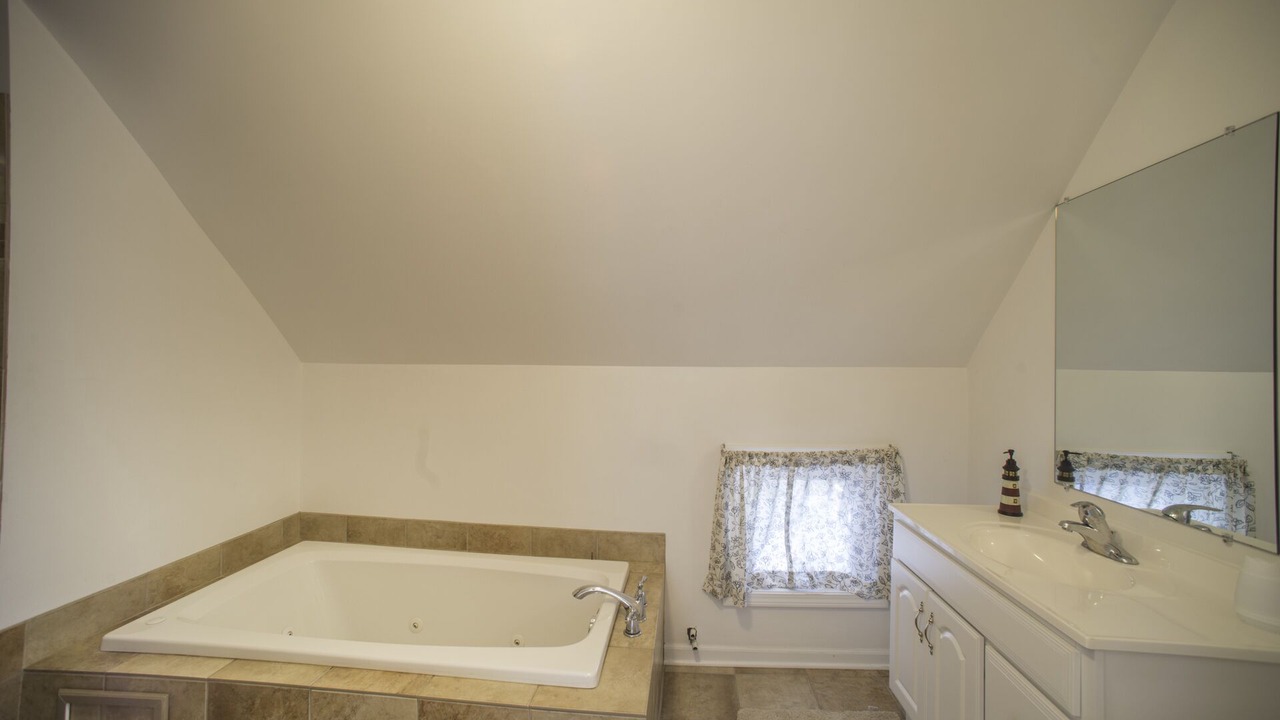 Photo of Bathroom in Charlevoix